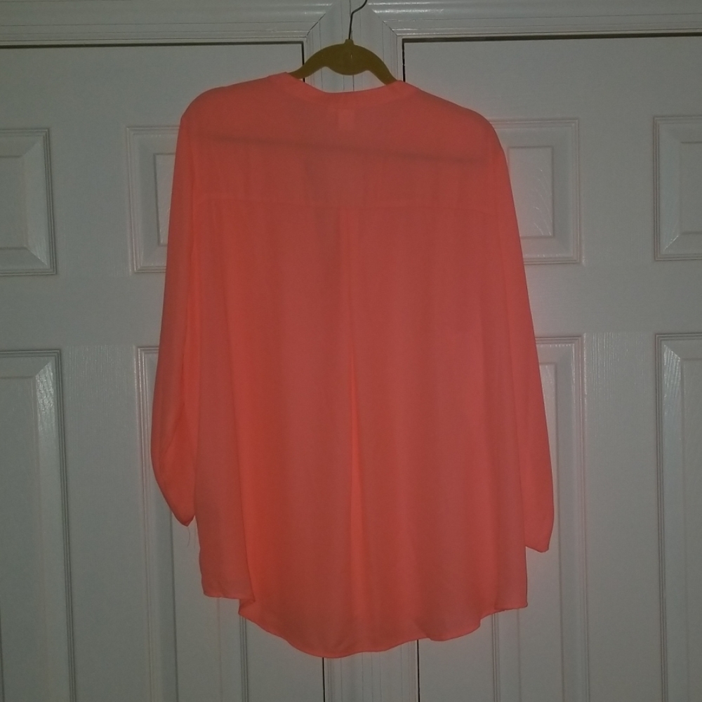 Blouse - Picture 3 of 4